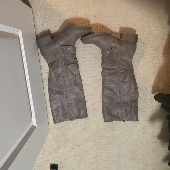 Chocolate coloured Blowfish kiesta tall boots - Picture 1 of 2